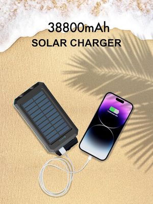 38800mAh Ηλιακή Ενέργεια USB Power Bank Αδιάβροχη για υπαίθρια κατασκήνωση