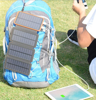 22.5W 27000mAh Φορητός Ηλιακός Φορτιστής Τράπεζα Ενέργειας Για κινητό τηλέφωνο